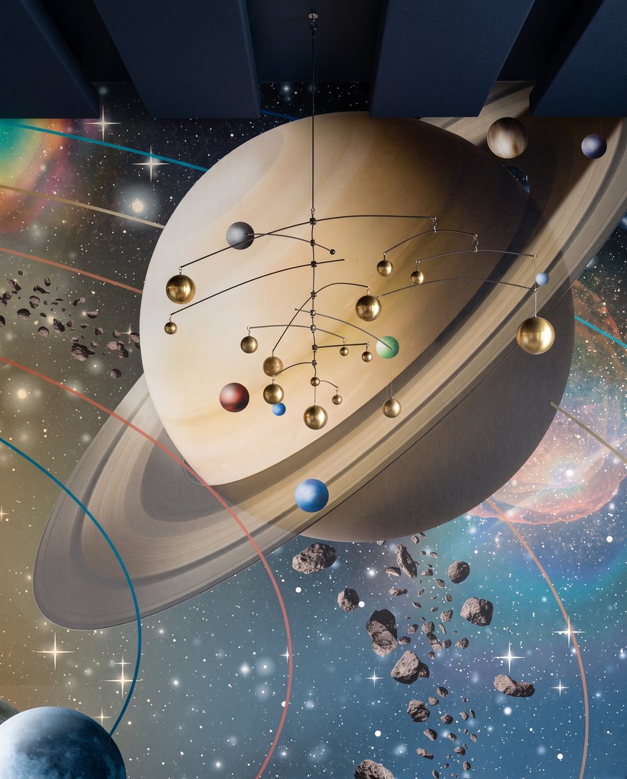 Planeten rond stralende zon — detail