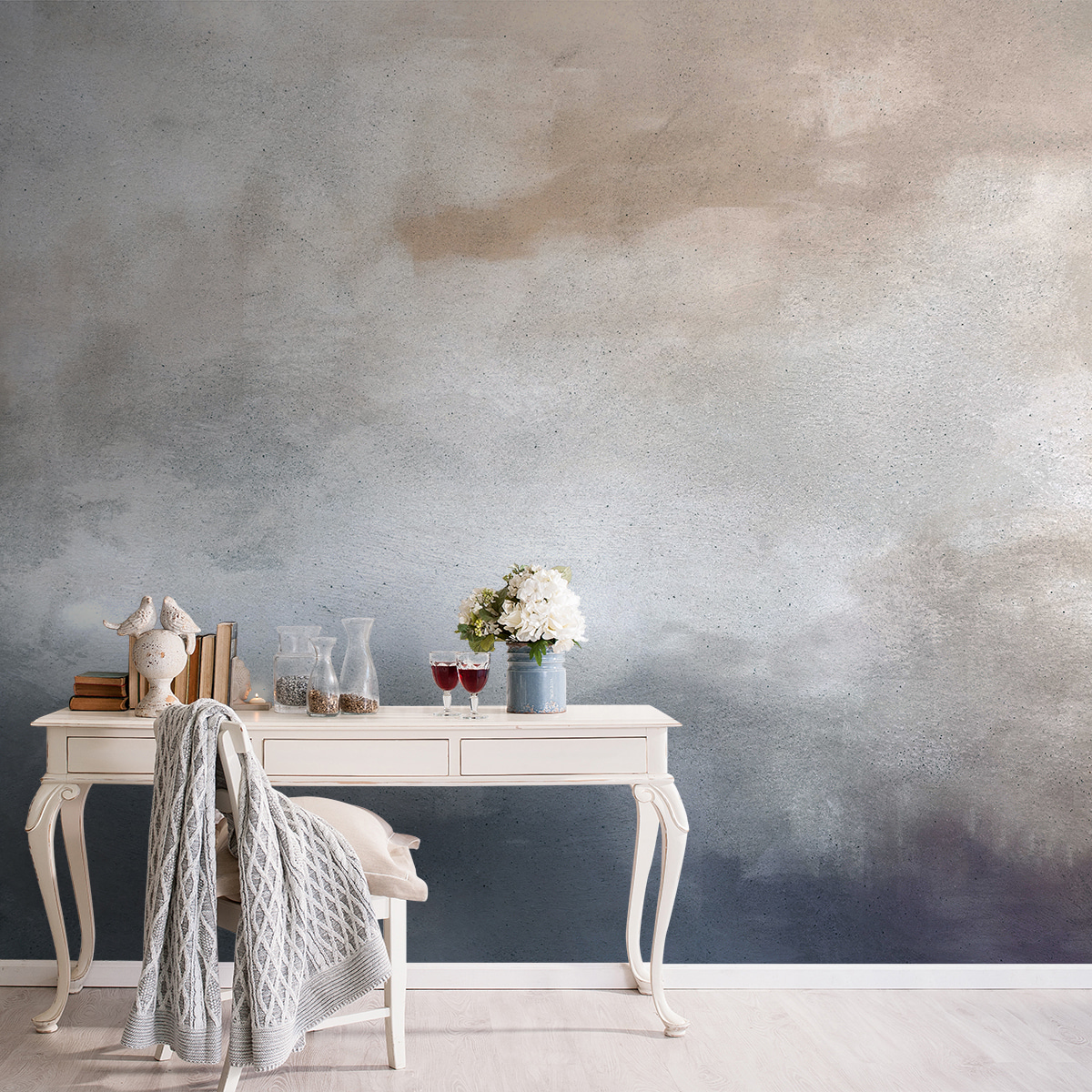 Blauwgrijze verf onder pastelnevel — interieur 1