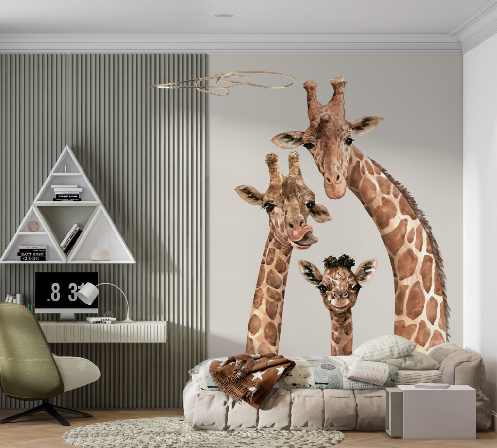 Een groep giraffen met hun hoofden bij elkaar in een interieur