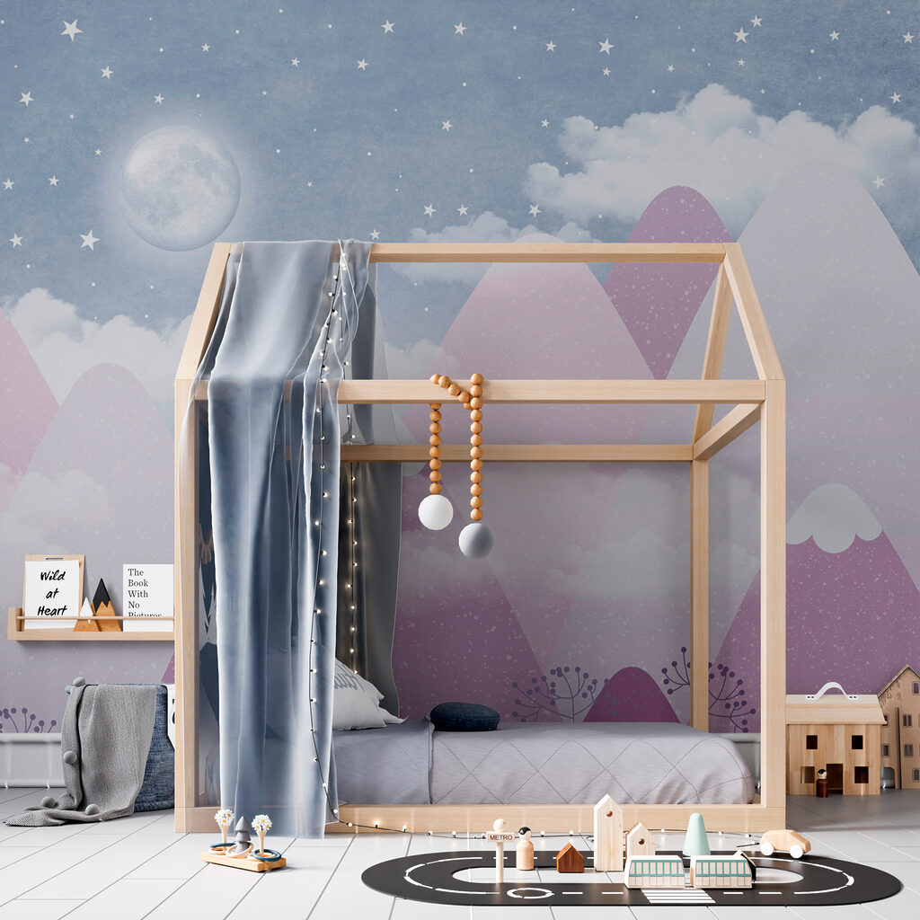 Maan boven besneeuwde driehoeken — interieur 2