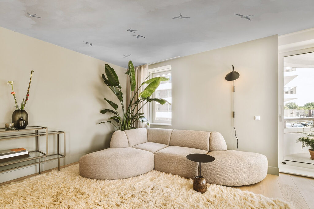 Vogels door zachte luchtlagen — interieur 4