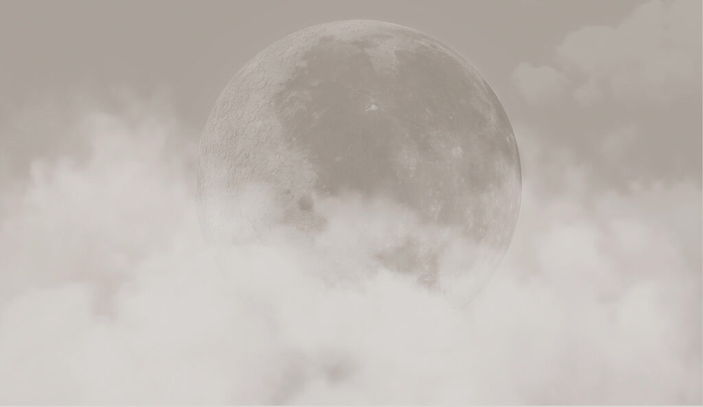 Maan verdwijnt achter wolken — volledig ontwerp