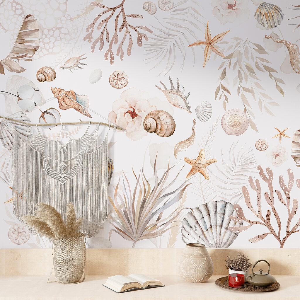 Een aquarelpatroon van zeeleven in een interieur