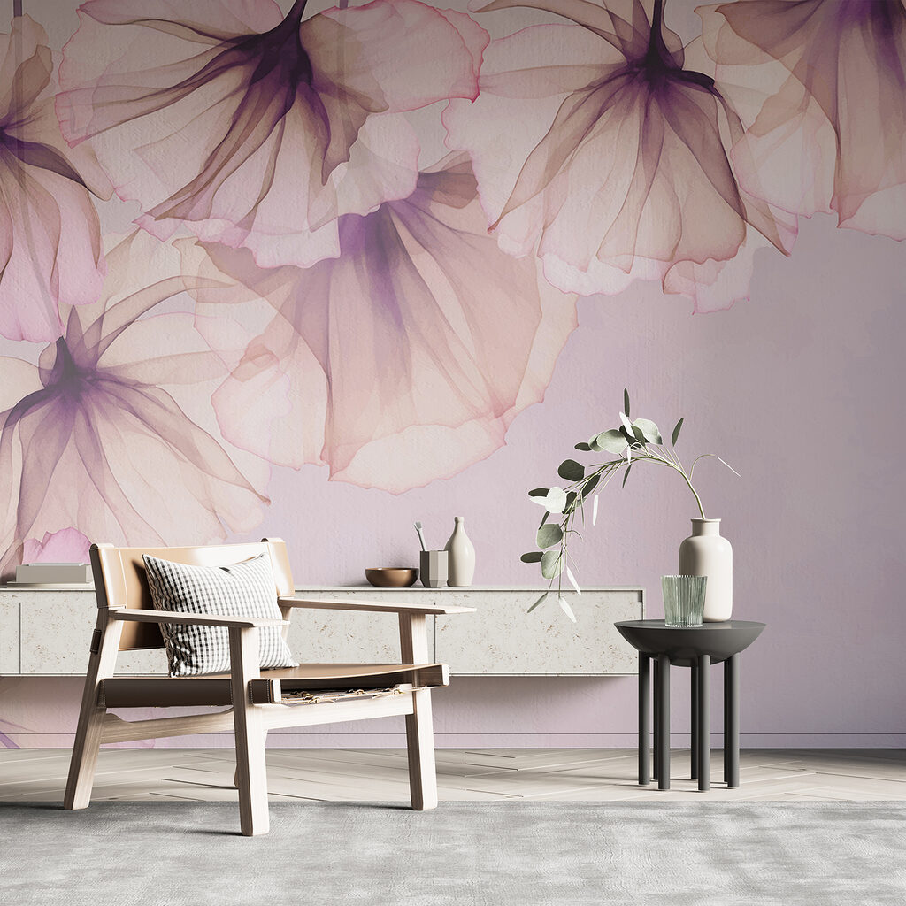 Fijne bloemblaadjes in zachte pasteltinten in een interieur