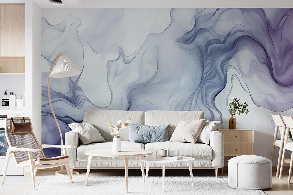 Vloeiende, abstracte inktpatronen in zachte kleuren in een interieur