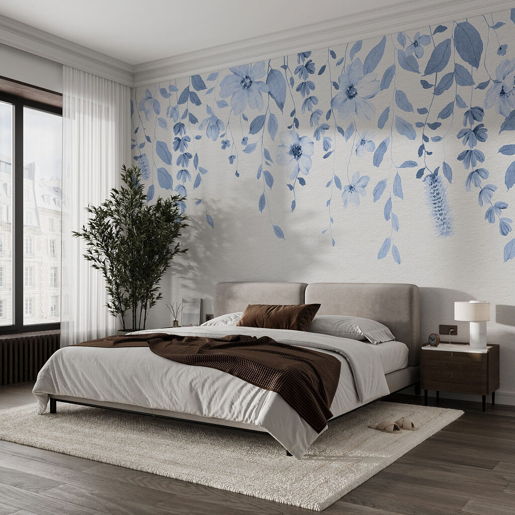 Bloemslingers boven lege ruimte — interieur 1