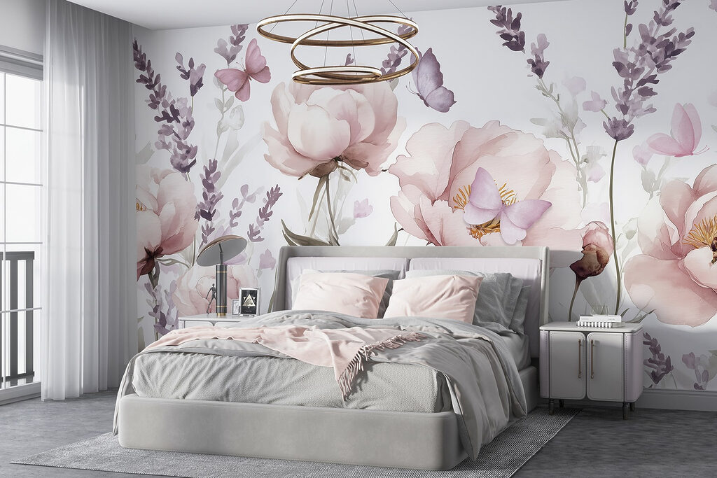 Schilderij van bloemen en vlinders in een interieur