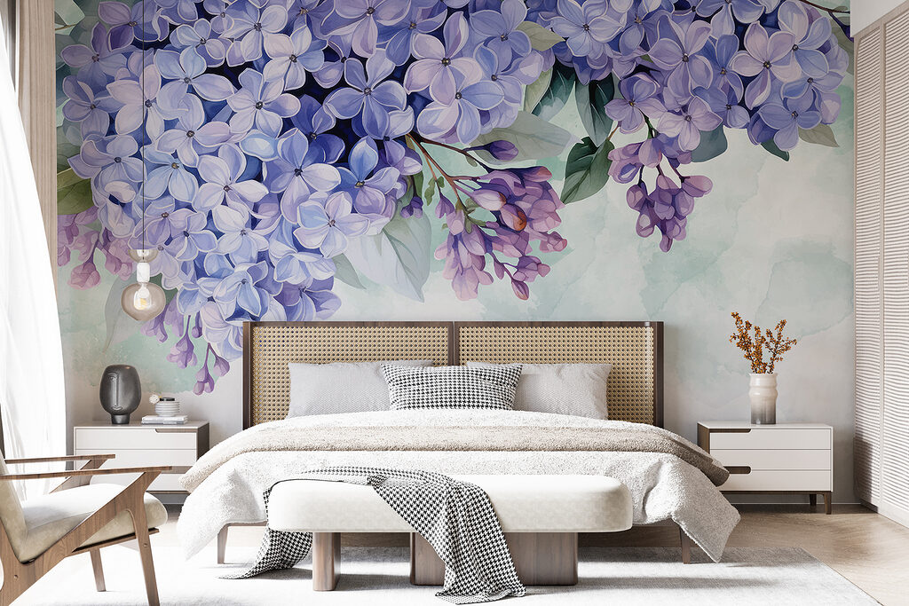 Paarse bloemtrossen bovenaan — interieur 1