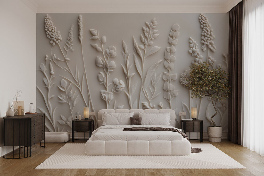 Wit bloem- en bladmotief in een interieur