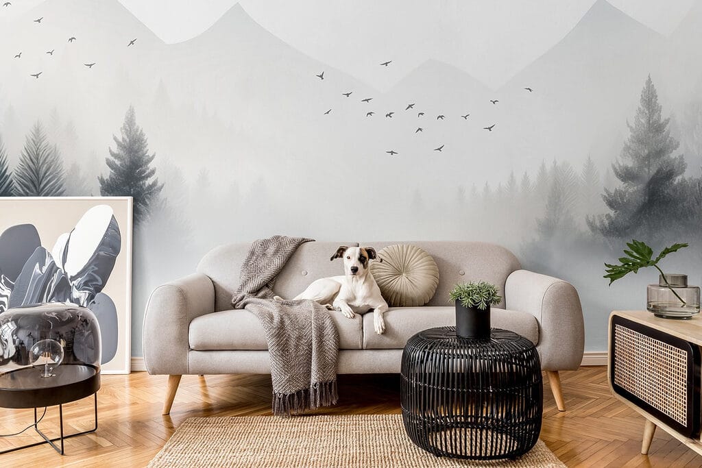 Vogels vliegen over een mistig bos — interieur 3