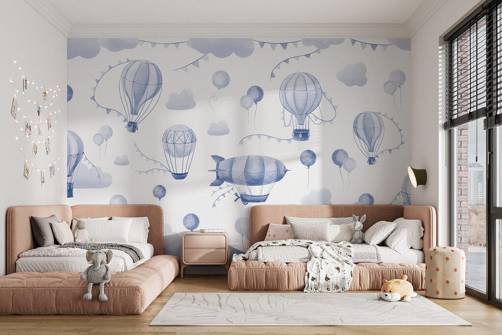 Luchtballonnen boven kleine bergen — interieur 3