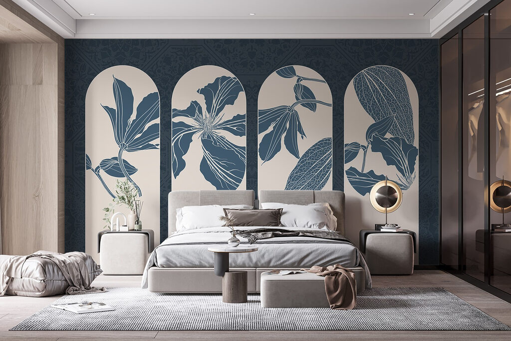 Groep witte en blauwe bloemmotieven in een interieur