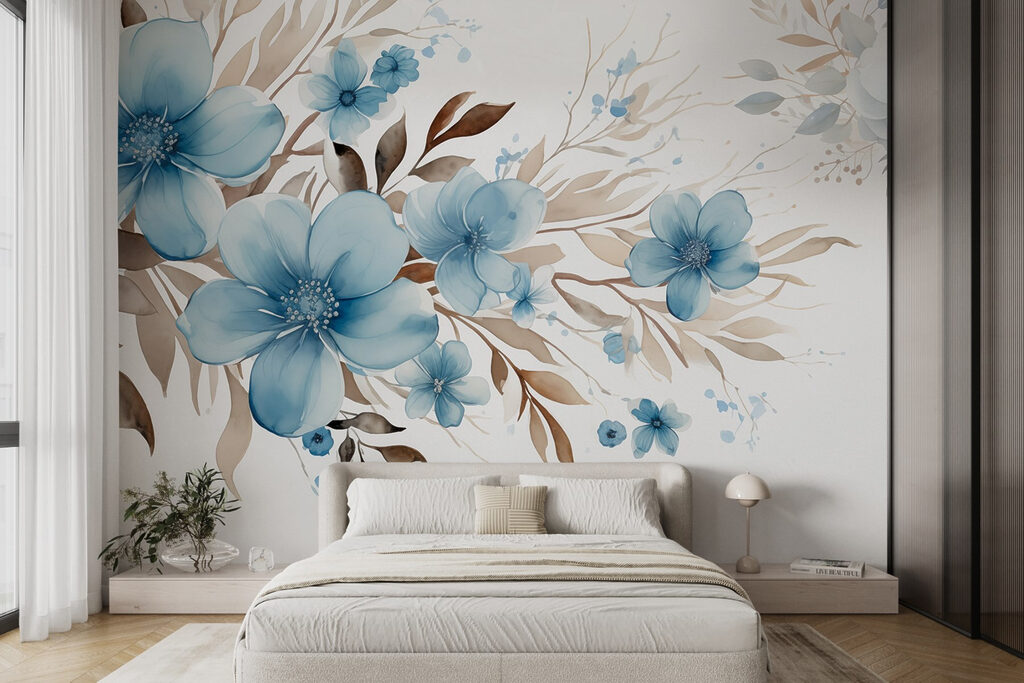Schilderij van blauwe bloemen en bruine bladeren in een interieur